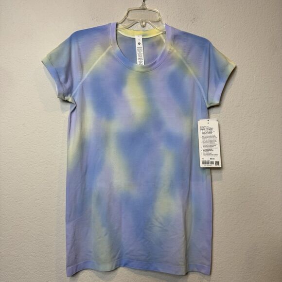 lululemon athletica Tops - Lululemon Swiftly Tech Short Sleeve 2.0 Hip Length Lavender Frost Multi Sz 10